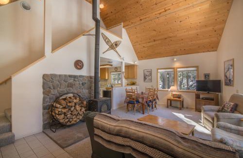 Soda Springs House | Poma Lane