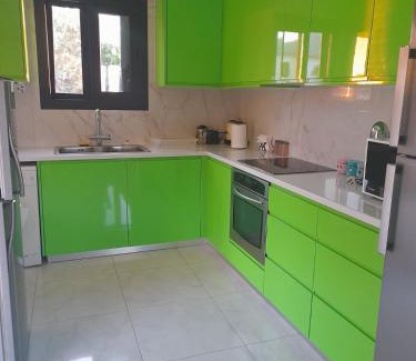 Pomos House | Pomos rockaway beach house