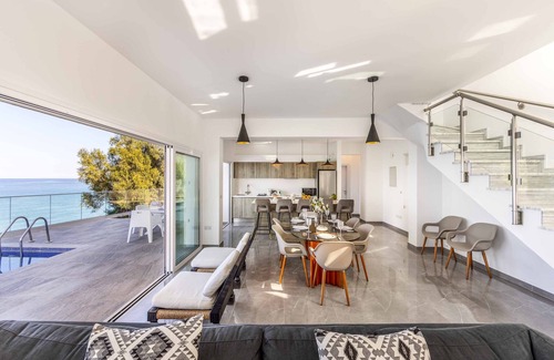 Pachyammos Villa | Pomos Seashore villa