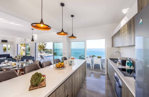 Pachyammos Villa | Pomos Seashore villa
