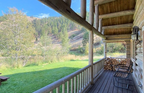 Darby Cabin | Ponderosa Cabin at Rye Creek Lodge