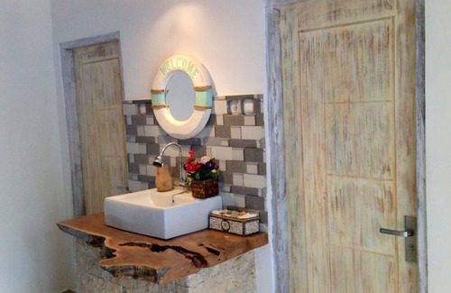 Sampalan Bed & Breakfast | Pondok Kana Homestay