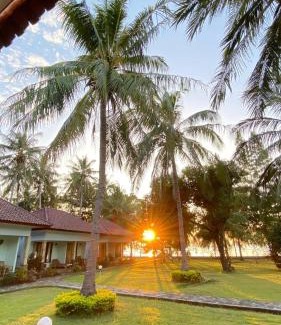Labuhan Pandan Resort | Pondok Siola