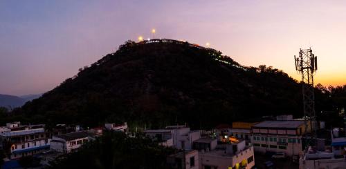 Palani Hotel | Ponnis Hotel