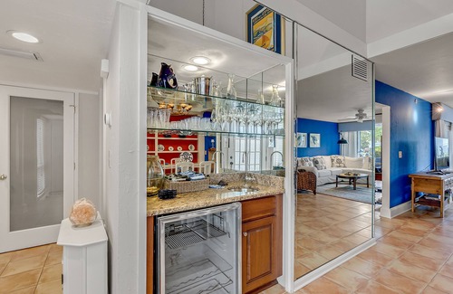 Sawgrass Condo | Ponte Vedra Beach retreat! Sawgrass Country Club! Golf Beach Pool Dining Nearby