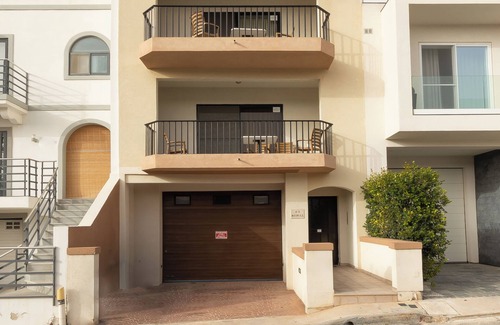 Santa Maria Estate Apartment | Pool and Sea, charming Merill Apart 5