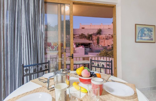 Santa Maria Estate Apartment | Pool and Sea, charming Merill Apart 5