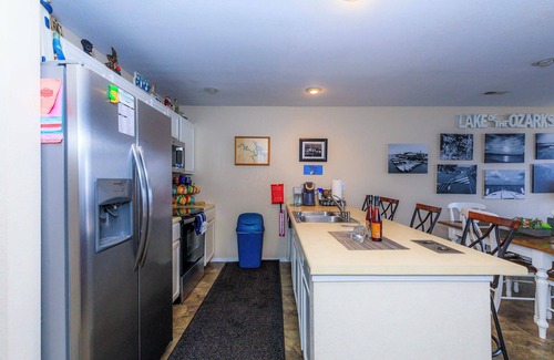 Lake Ozark Condo | Pool Days & Water Fun Await: Lake Ozark Escape!