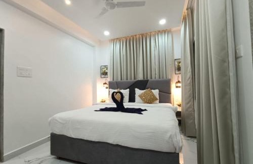 Saunta Vaddo Apartment | Pool facing luxury 1bhk near Calangute,baga beach