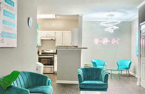 Buford Highway Apartment | Pool, Gym, BBQ Grill, LUX, Near ZOO, Aquarium