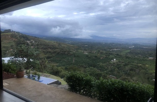 Carrillos House | Pool Home - SJO Airport 7.3 mi & Poas Volcano 12 mi. Deep Discount Monthly Rate