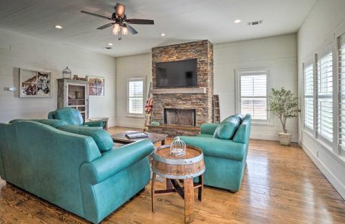 Schulenburg House | Pool, Hot Tub and Game Room Schulenburg Retreat