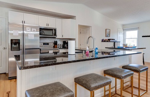 Black Mountain House | Pool, Hot Tub, Game Room, Fire Pit!