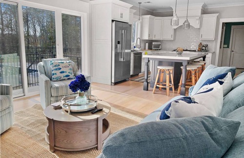 West Dennis House | Pool Hot Tub Near Beach Fire Pit 2 King Primary Bedrooms Shark Lookout