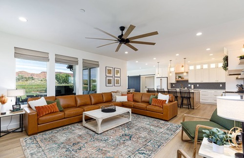 Kanab House | Pool, Hot Tub, Theater, Kids Room, RV Parking!