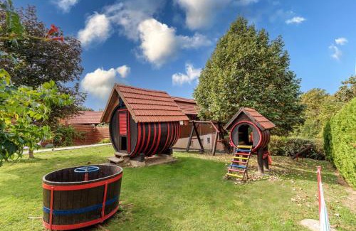 Kravarsko House | Pool House Klara With Sauna - Happy Rentals