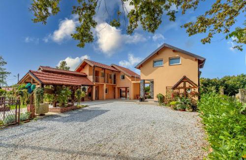 Kravarsko House | Pool House Klara With Sauna - Happy Rentals