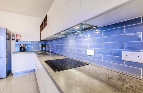 Tal-Ibrag Apartment | Pool Penthouse