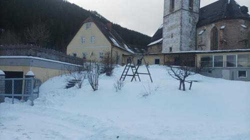 Vordernberg Villa | Pool, Pokale, Sauna, Billard, Kirche u. viel Natur