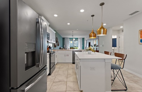 Kissimmee Condo | Pool Side @ Storey Lake Resort by Shine Villas #410