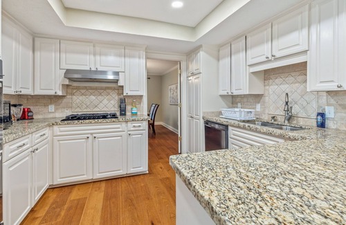 Lake Charles House | Pool table, ample patio, bbq and located in a central neighborhood.
