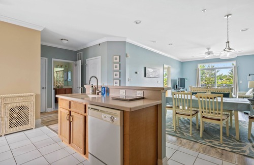 Rehoboth Beach Condo | POOL,TENNIS,FITNESS COMMTY, BIKE/WALK TO BEACH/BOARDS