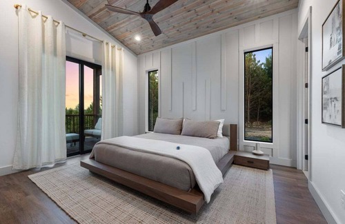 Broken Bow Cabin | Pool Time, Outdoor Pool, Best Views, Hot Tub, Fire Pit, Pet Friendly