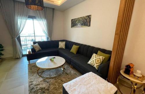 Jeddah Apartment | Pool View 2-Bedroom Apartment