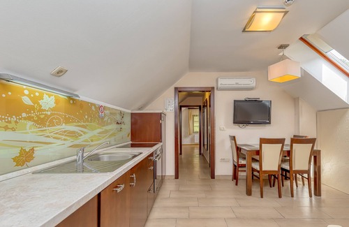 Pisece Apartment | Pool Villa Silva Marija - App 307, Pišece, Slovenia