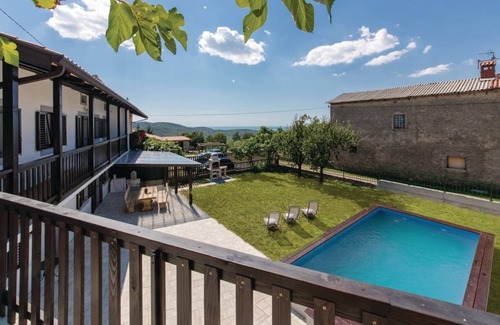 Miren-Kostanjevica Villa | Pool Villa Sistiana, Sela na Krasu, Slovenia
