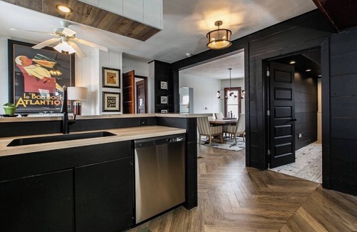 Dyersville House | Pool with 5 beds downtown