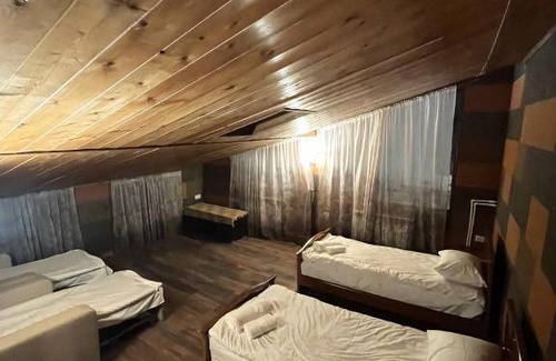 Artashavan Villa | Poolside Argel