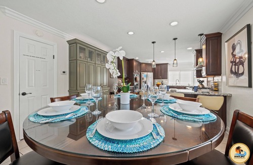 San Diego House | Poolside Bliss- 4BR Upscale Tierrasanta Getaway