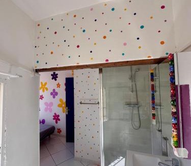Saint-Gilles Apartment | POP HOUSE - Appartement coloré et fun en Camargue
