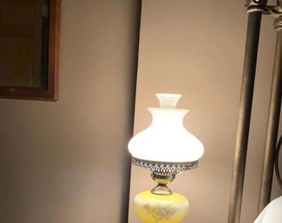 Helena Apartment | Pope House - Hist. Mansion - The Gold Rush Suite