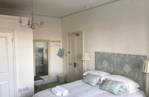 Clifton Bed & Breakfast | Poplars Farm