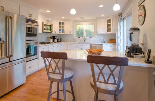 Popponesset House | Popponesset-2 Bedroom-Sleeps 5, 4 min walk to beach