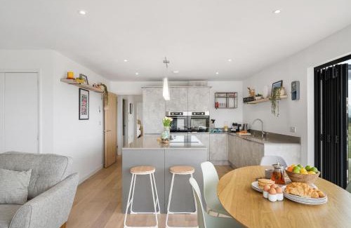 Tresowes House | Poppyfields