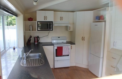 Lower Kaimai Condo | Poripori Homestead rural and close to the city