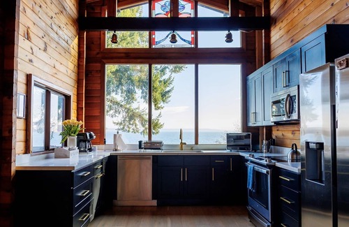 Port Hadlock Cabin | Port Hadlock Luxury Cabin Retreat Awaits you! by RedAwning