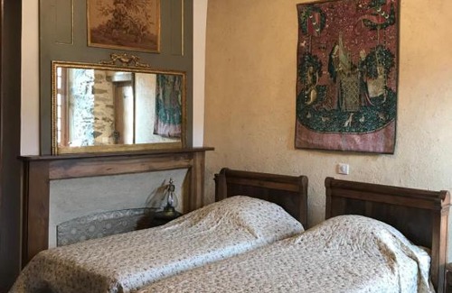 Previnquieres Bed & Breakfast | Portail Haut