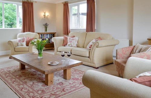 Eastrington House | Portington Lodge