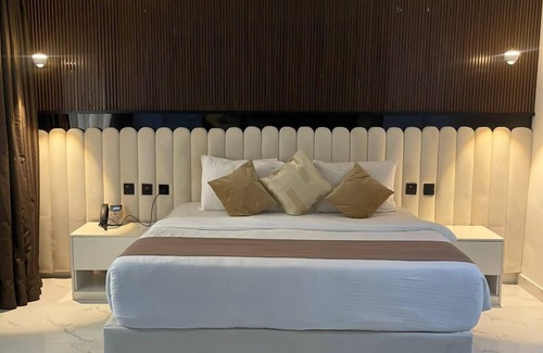 Wuse 2 Hotel | Portland Suites