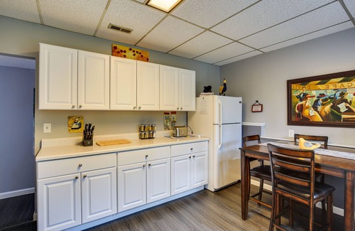 Wilkes East Apartment | Portland Vacation Rental ~ 11 Miles to Downtown