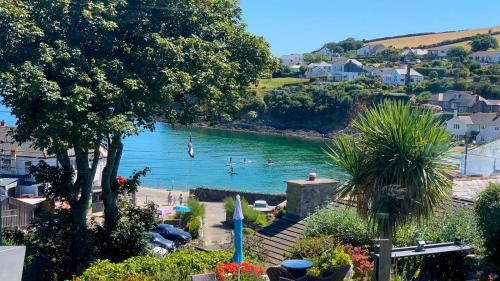 Portmellon Bed & Breakfast | Portmellon Cove Guest House