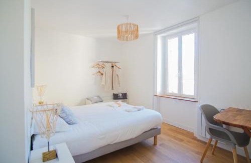 Concarneau Apartment | -PORTO- Elegant T3 avec vue sur la ville-close