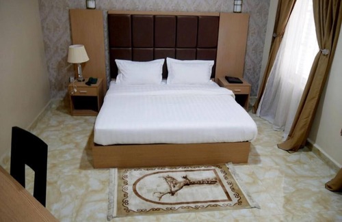 Kano Hotel | Porto Golf Hotel and Suites Kano