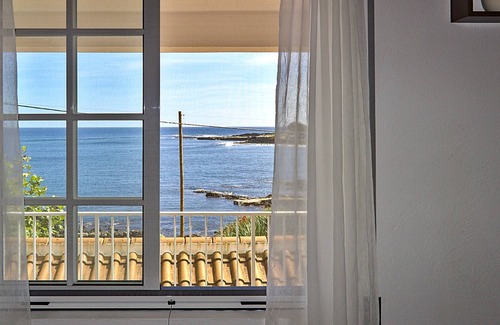 Praia da Vitoria Apartment | Porto Martins Bay Apartments (AL)
