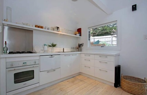 Portsea Apartment | Portsea Haven - close to Portsea Hotel