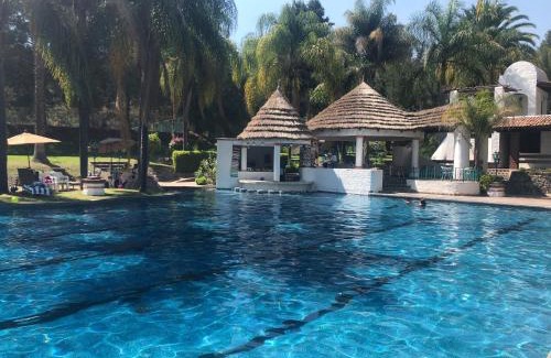 Zinapecuaro Hotel | Posada Los Colorines